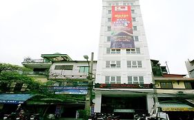 New Moon Hotel